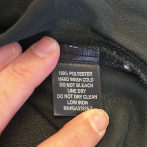 Monteau Black Sheer Short Sleeve High Low Top Size Medium - Picture 8 of 8